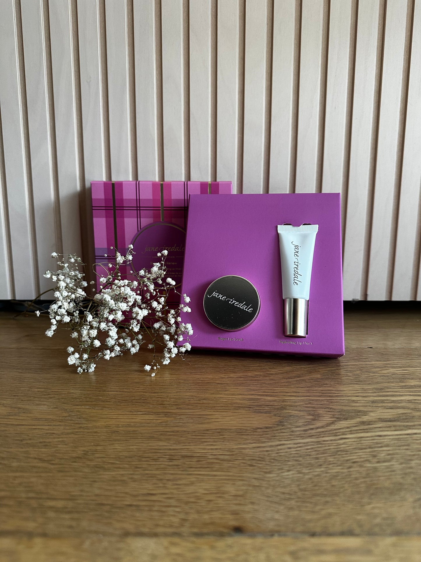 Actie Jane iredale Hydrating lip mask + Sugar Lip Scrub